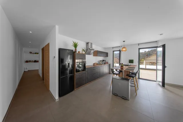Maison 5 pièces, 153 m² à Plombières-lès-Dijon, photo 4 sur 13