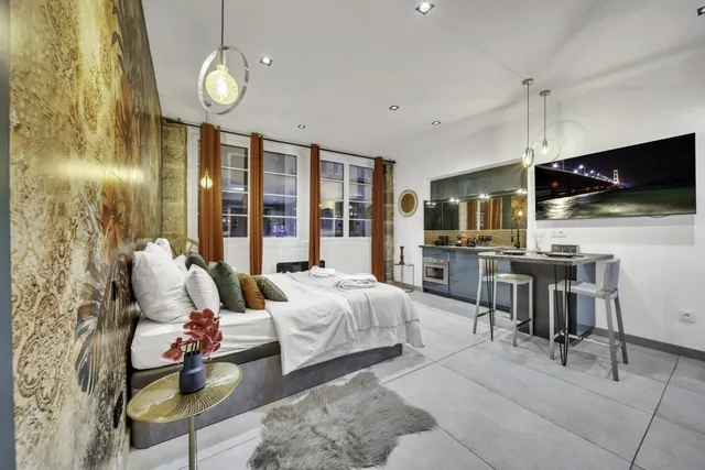 Loft 1 pièce, 42 m² à Dijon, photo 1 sur 18