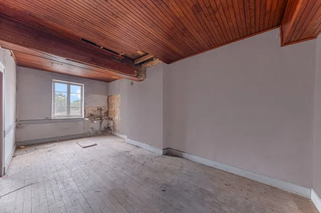 Maison 3 pièces, 340 m² à Bragny-sur-Saône, photo 13 sur 24