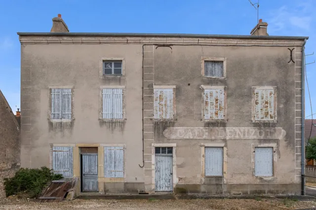 Maison 3 pièces, 340 m² à Bragny-sur-Saône, photo 2 sur 24