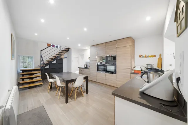 Maison 6 pièces, 132,37 m² à Bèze, photo 4 sur 12